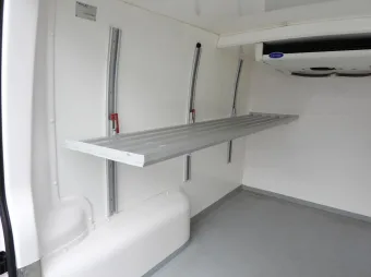 Renault Master furgon chłodnia 135KM 884819 - radio
