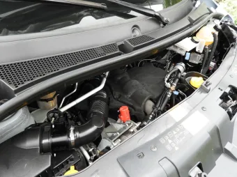 Renault Master furgon chłodnia 135KM 884819 - radio