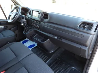 Renault Master furgon chłodnia 150KM 132594 - schowki