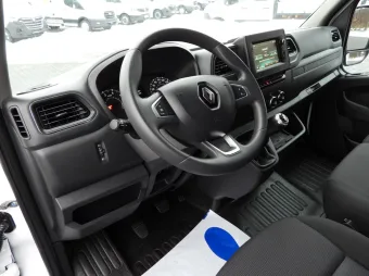 Renault Master furgon chłodnia 150KM 419816 - srodek