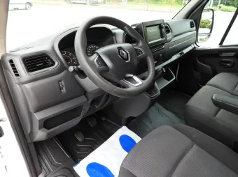Renault Master furgon chłodnia 150KM 694588 - srodek