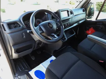 Renault Master furgon chłodnia 150KM 819306 - srodek