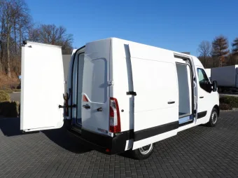 Renault Master furgon chłodnia 150KM 819306 - tyl