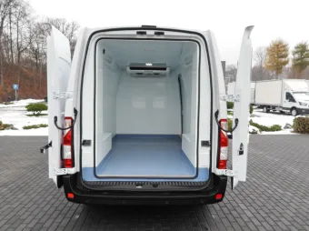 Renault Master furgon chłodnia 150KM 419816 - tyl zabudowy