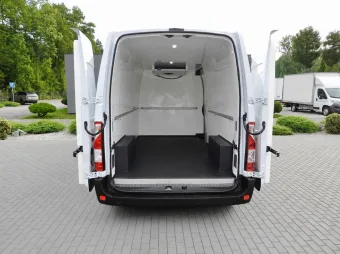 Renault Master furgon chłodnia 150KM 694588 - tyl zabudowy