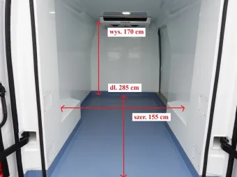 Renault Master furgon chłodnia 150KM 819306 - tyl zabudowy
