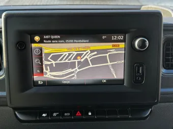 Renault Master furgon chłodnia 150KM 132594 - wnetrze