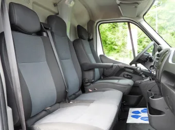 Renault Master furgon chłodnia 145KM 583372 - wnetrze