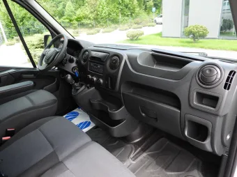 Renault Master furgon chłodnia 145KM 583372 - wnetrze