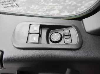 Renault Master furgon chłodnia 135KM 634609 - wnetrze