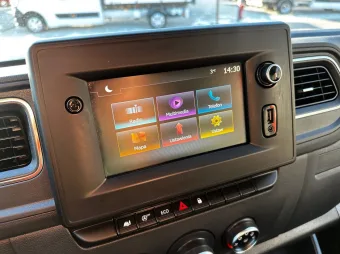 Renault Master furgon chłodnia 150KM 819306 - wnetrze