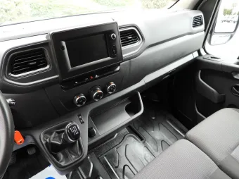 Renault Master furgon chłodnia 135KM 884819 - wnetrze