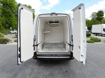 Renault Master furgon chłodnia 145KM 583372 - zabudowa