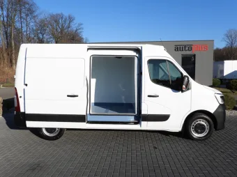 Renault Master furgon chłodnia 150KM 819306 - zaladunek