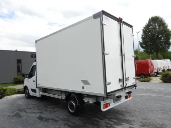 Renault Master kontener chłodnia 8 palet 165KM 191756 - bok tyl