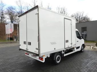Renault Master kontener chłodnia 145KM 405777 - bok zabudowy