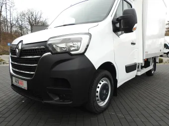 Renault Master kontener chłodnia 145KM 405741 - kokpit