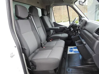 Renault Master kontener chłodnia 145KM 405777 - konsola