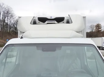 Renault Master kontener chłodnia 145KM 405741 - paka