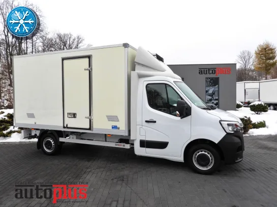 Renault Master kontener chłodnia 165KM 174219 - przod
