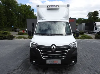Renault Master kontener chłodnia 8 palet 165KM 191756 - przod
