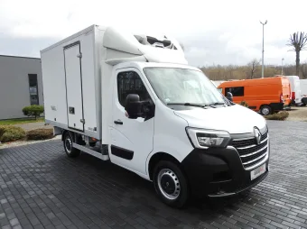 Renault Master kontener chłodnia 145KM 405777 - przod prawy