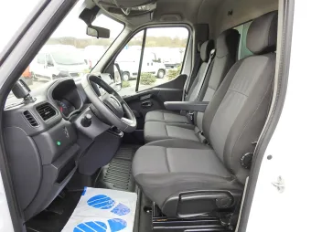 Renault Master kontener chłodnia 145KM 405741 - radio