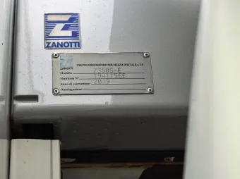 Renault Master kontener chłodnia 145KM 405741 - siedzenia