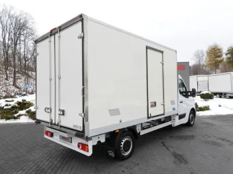 Renault Master kontener chłodnia 165KM 174219 - tyl