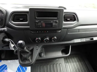 Renault Master kontener chłodnia 8 palet 165KM 191756 - wnetrze