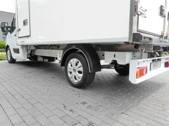 Renault Master kontener chłodnia 165KM 068736 - zabudowa
