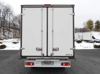 Renault Master kontener chłodnia 165KM 174219 - zabudowa