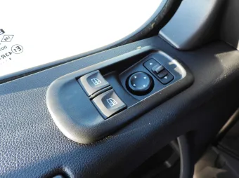 Renault Master kontener 8 palet 145KM 113064 - licznik