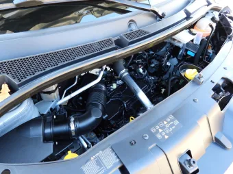 Renault Master kontener 8 palet 145KM 113064 - siedzenia