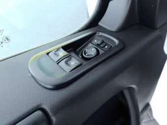Renault Master kontener 8 palet 150KM 886225 - siedzenia