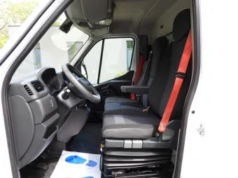 Renault Master kontener winda 8 palet 165KM 103264 - licznik