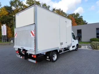 Renault Master kontener winda 8 palet 145KM 995925 - bok zabudowy