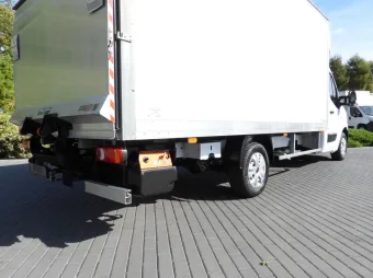 Renault Master kontener winda 9 palet 145KM 189738 - detal