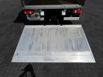 Renault Master kontener winda 8 palet 145KM 265194 - detal