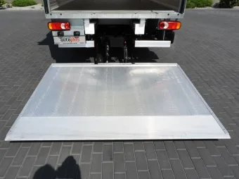 Renault Master kontener winda 8 palet 165KM 446200 - kabina