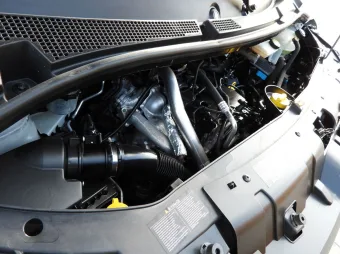 Renault Master kontener winda 8 palet 145KM 995925 - kierownica