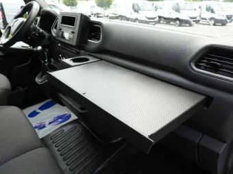 Renault Master kontener winda 8 palet 145KM 525981 - klima