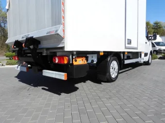 Renault Master kontener winda 8 palet 145KM 049920 - kola