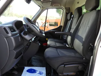 Renault Master kontener winda 8 palet 145KM 995925 - licznik