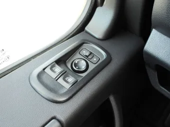 Renault Master kontener winda 8 palet 165KM 446200 - navi