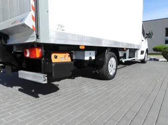 Renault Master kontener winda 9 palet 145KM 189738 - paka