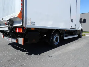 Renault Master kontener winda 8 palet 145KM 525981 - paka
