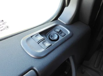 Renault Master kontener winda 9 palet 145KM 189738 - radio