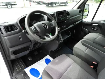 Renault Master kontener winda 8 palet 145KM 525981 - srodek
