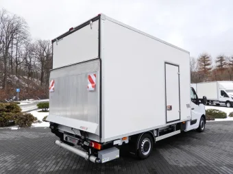 Renault Master kontener winda 8 palet 165KM 105071 - tyl